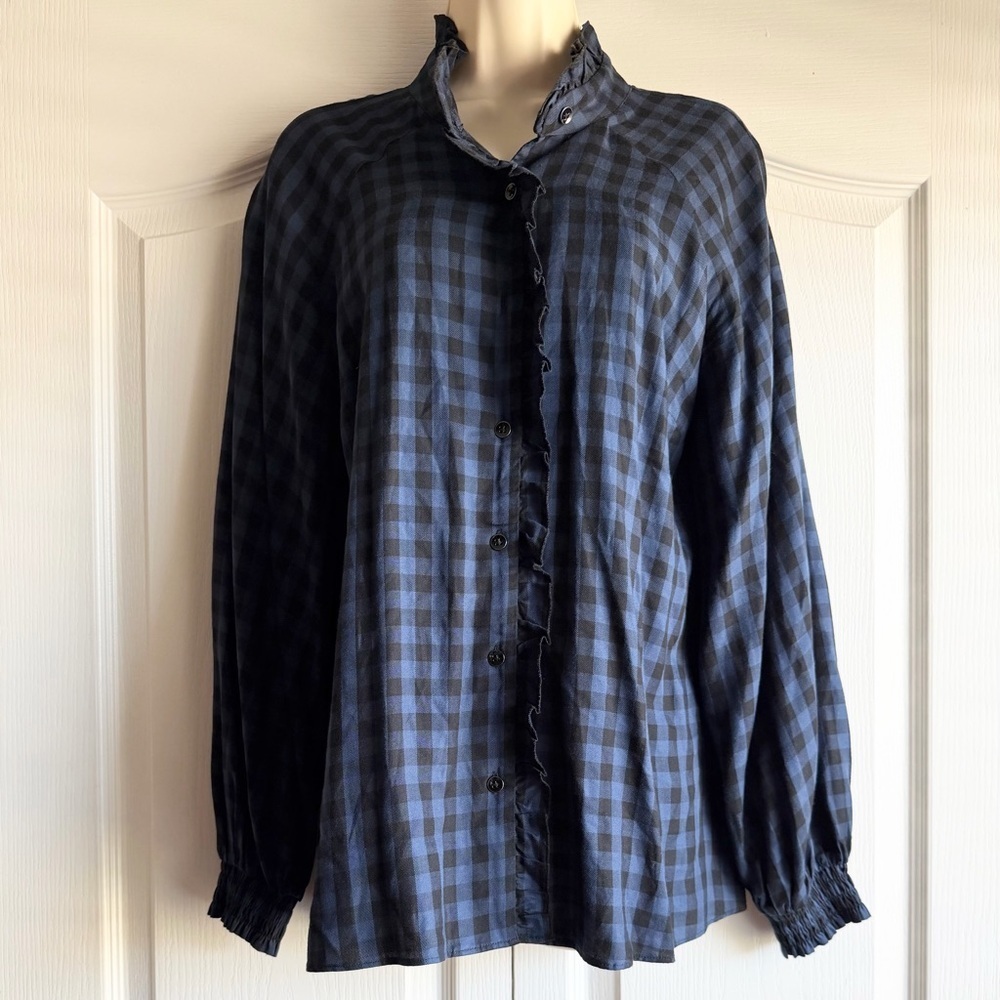 CAbi Ruffle Aberdeen Button Up Shirt - Picture 2 of 9